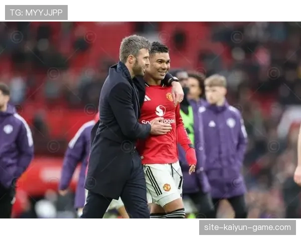 曼联重建进程混乱，方向缺失问题逐步显现